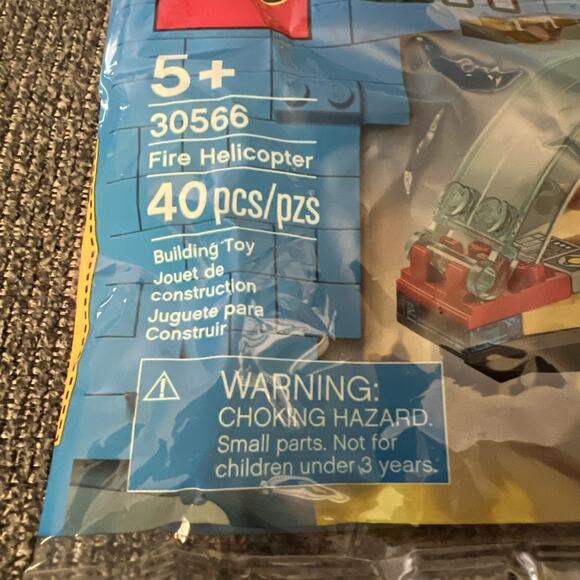 LEGO City 30566 Fire Helicopter Polybag 40 Pieces NEW SEALED Packaging - Picture 3 of 5